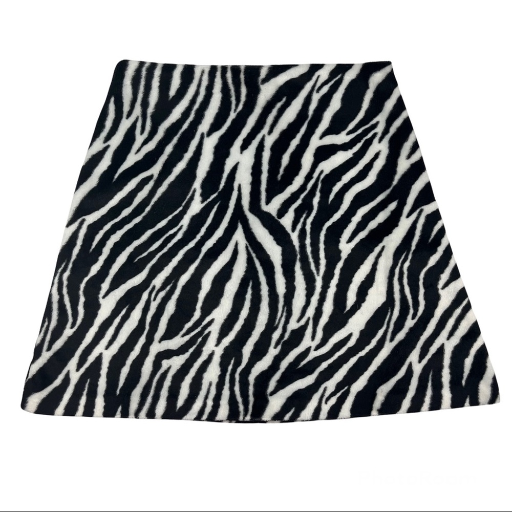 90s Vintage Faux Fur Zebra Print Skirt